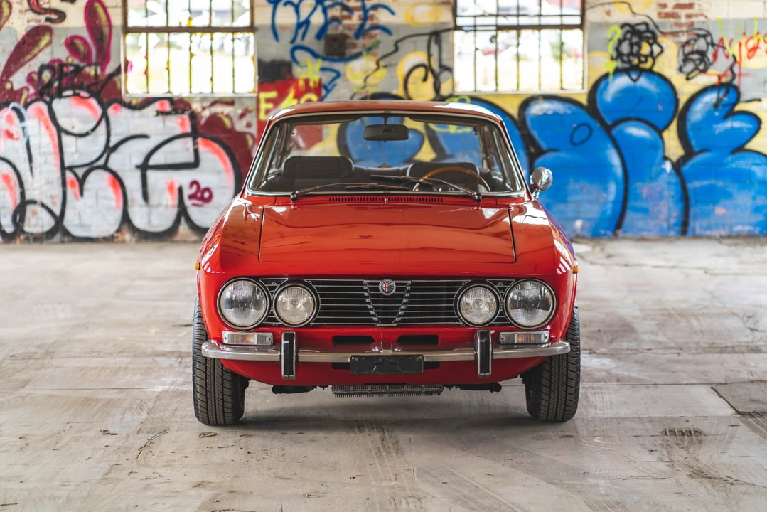 1972 Alfa Romeo 2000 GT Veloce - Image 26 of 31