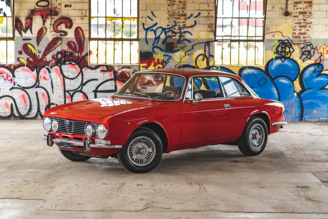 1972 Alfa Romeo 2000 GT Veloce - Image 3 of 31