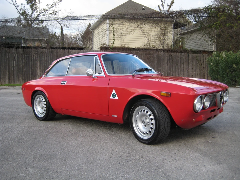 1972 Alfa Romeo 2000 GT Veloce - Image 5 of 31
