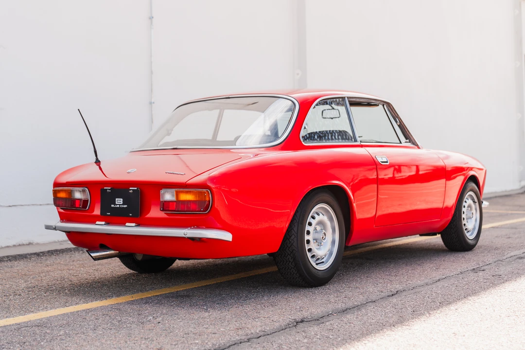 1972 Alfa Romeo 2000 GT Veloce - Image 17 of 31