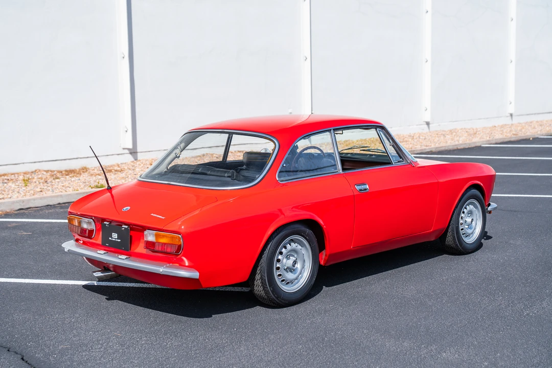 1972 Alfa Romeo 2000 GT Veloce - Image 15 of 31