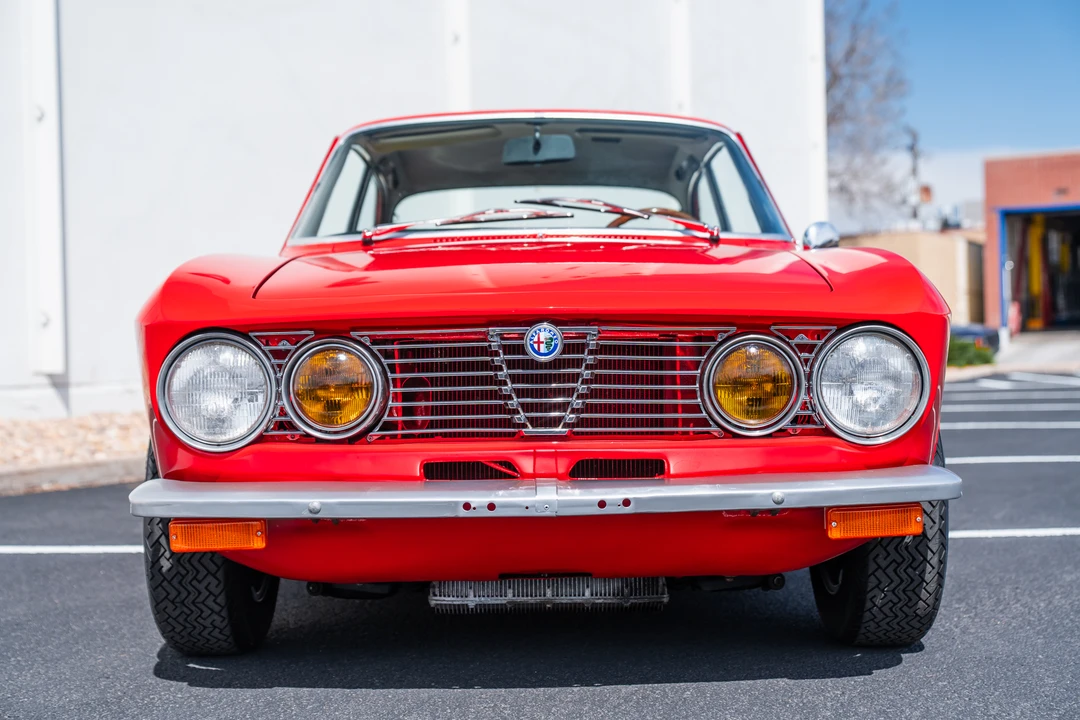 1972 Alfa Romeo 2000 GT Veloce - Image 9 of 31