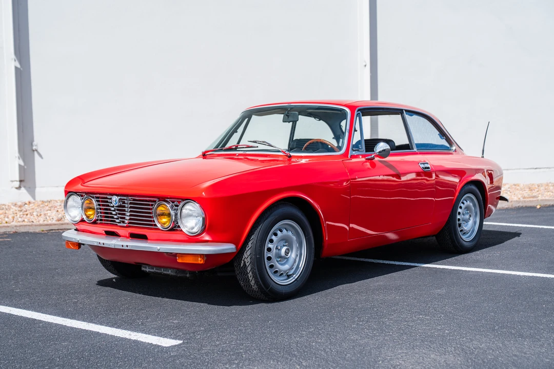 1972 Alfa Romeo 2000 GT Veloce - Image 4 of 31