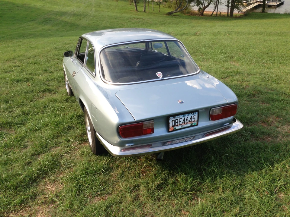 1972 Alfa Romeo 2000 GT Veloce - Image 4 of 31