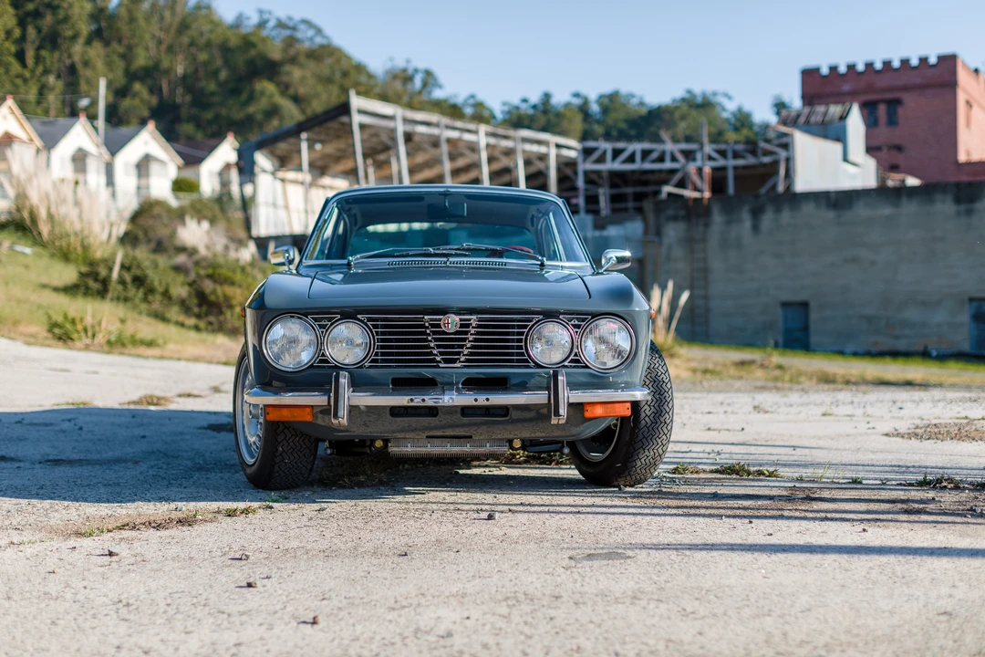 1972 Alfa Romeo 2000 GT Veloce - Image 16 of 31