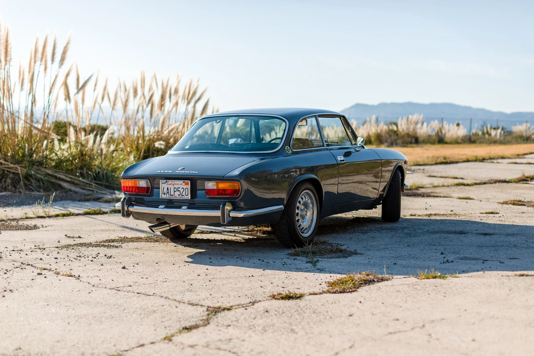 1972 Alfa Romeo 2000 GT Veloce - Image 10 of 31
