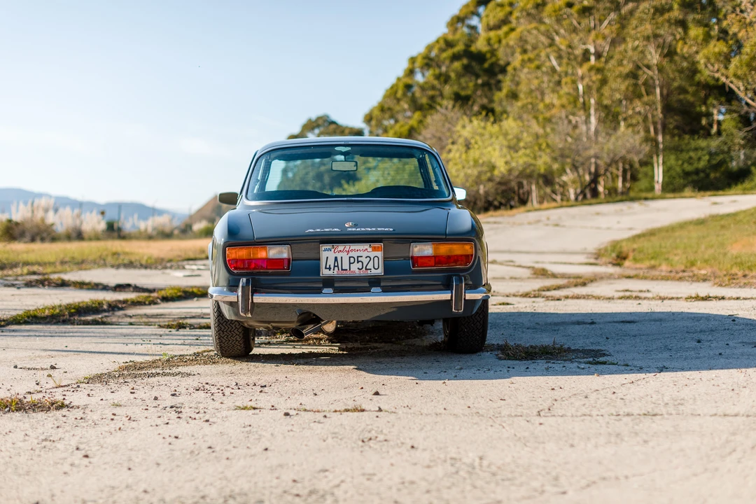 1972 Alfa Romeo 2000 GT Veloce - Image 9 of 31