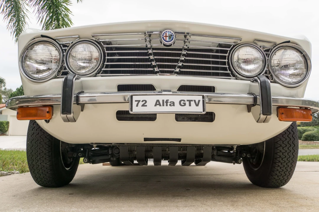 1972 Alfa Romeo 2000 GT Veloce - Image 19 of 31