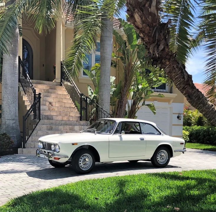 1972 Alfa Romeo 2000 GT Veloce - Image 5 of 31