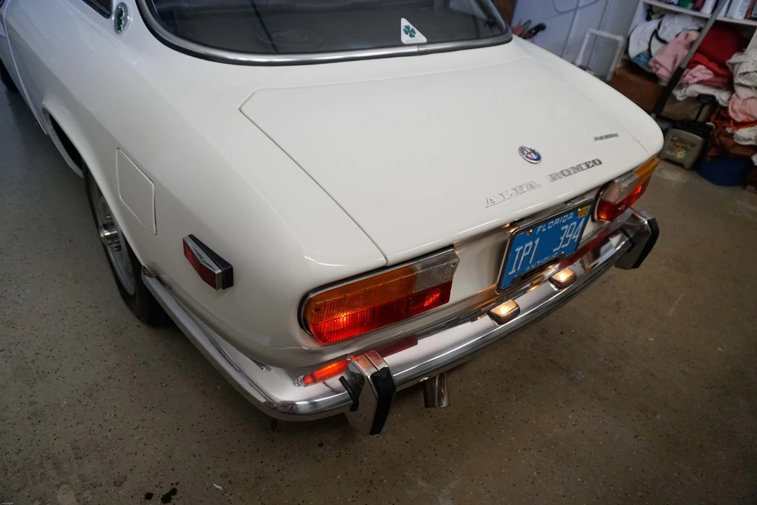 1972 Alfa Romeo 2000 GT Veloce - Image 29 of 31