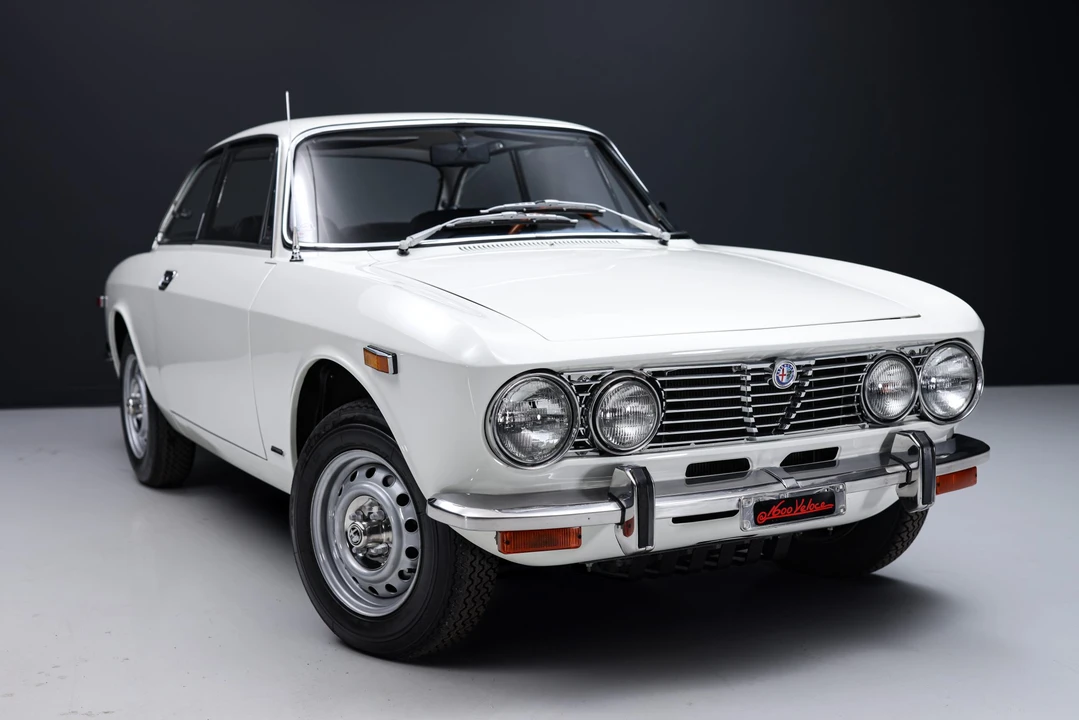 1972 Alfa Romeo 2000 GT Veloce - Image 7 of 31