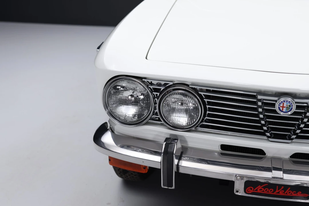 1972 Alfa Romeo 2000 GT Veloce - Image 25 of 31