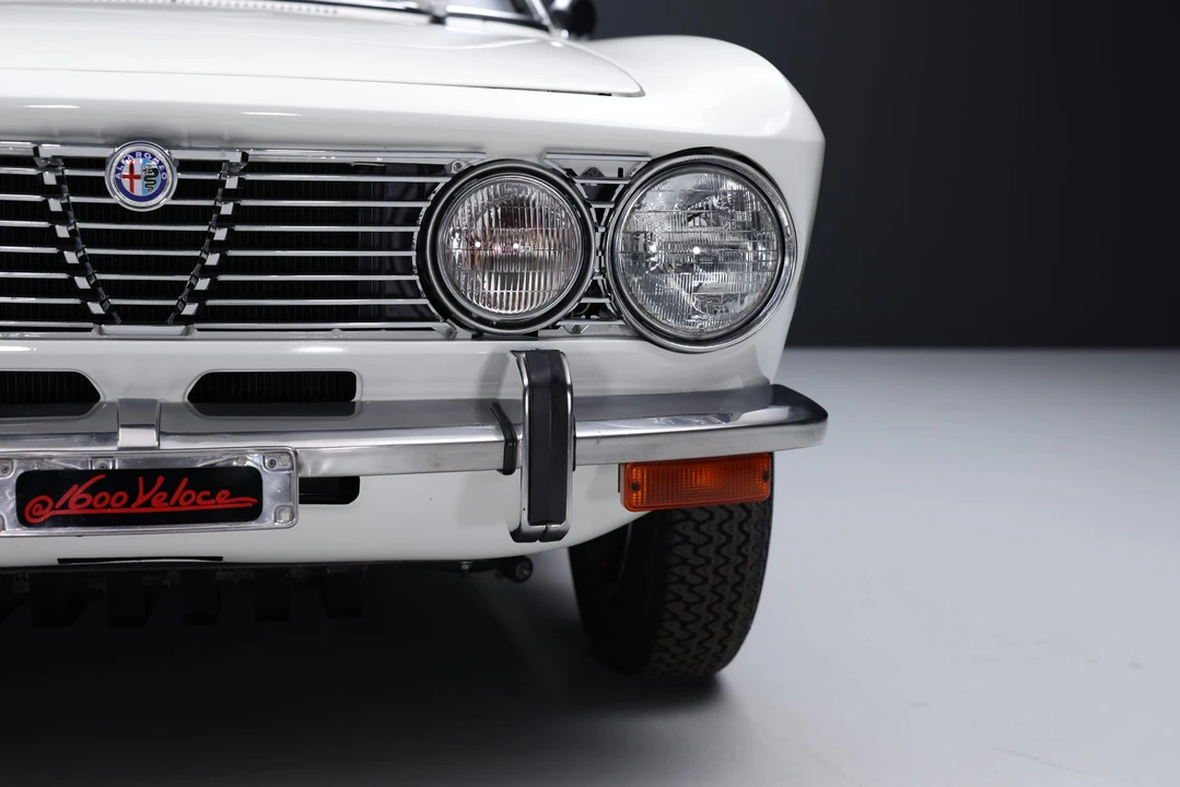 1972 Alfa Romeo 2000 GT Veloce - Image 30 of 31
