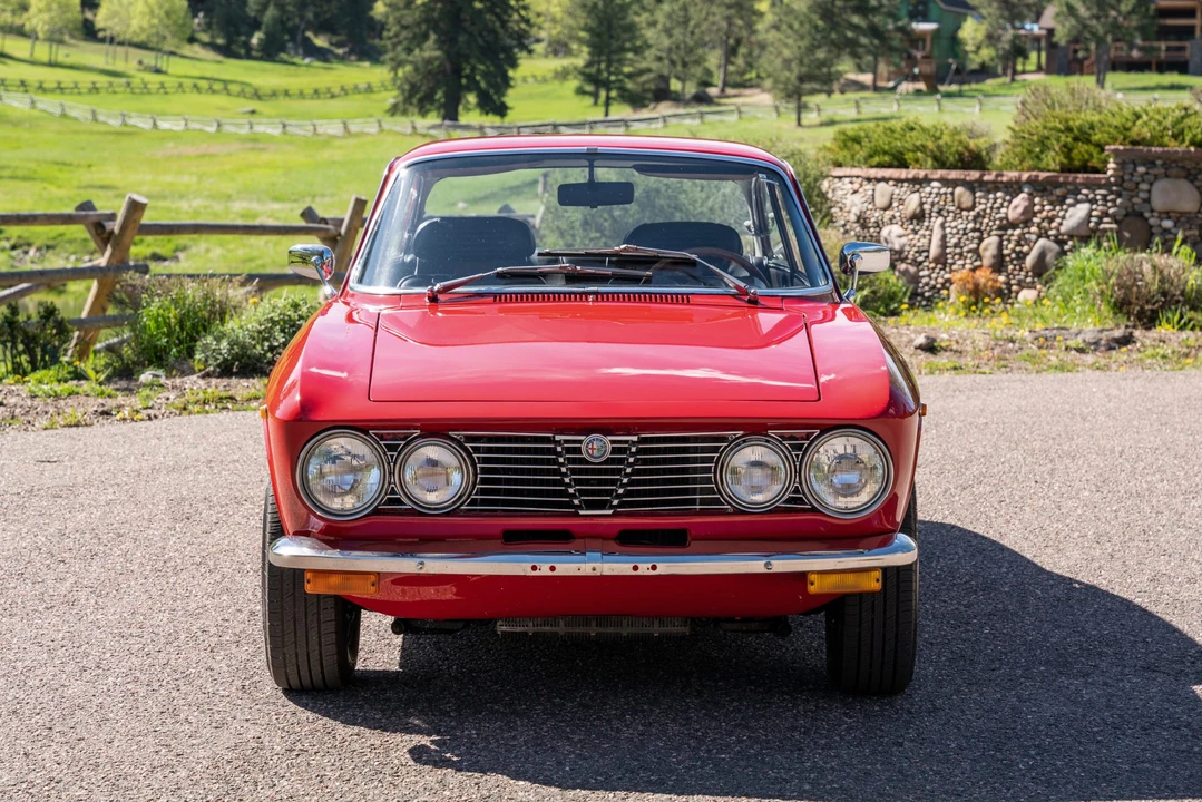 1972 Alfa Romeo 2000 GT Veloce - Image 3 of 31