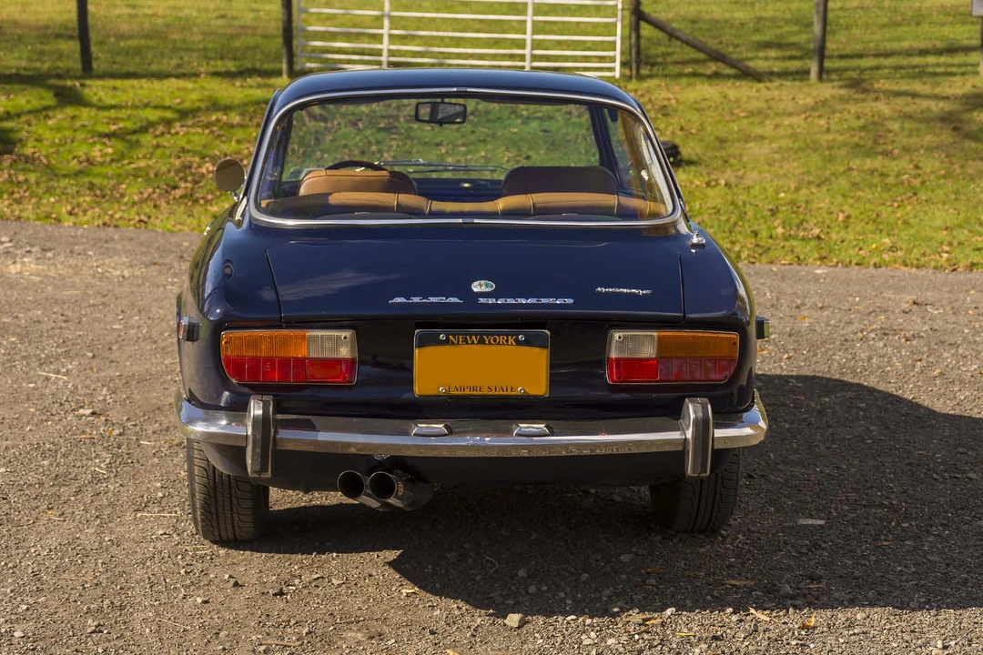 1972 Alfa Romeo 2000 GT Veloce - Image 11 of 31