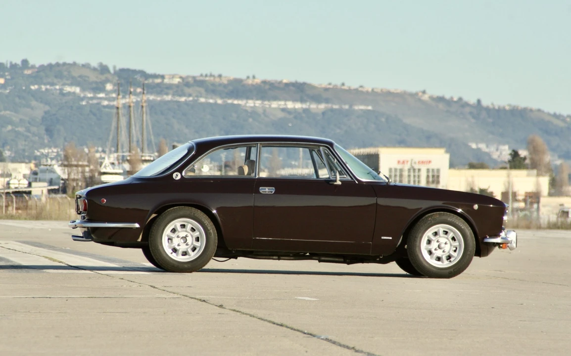 1972 Alfa Romeo 2000 GT Veloce - Image 15 of 31