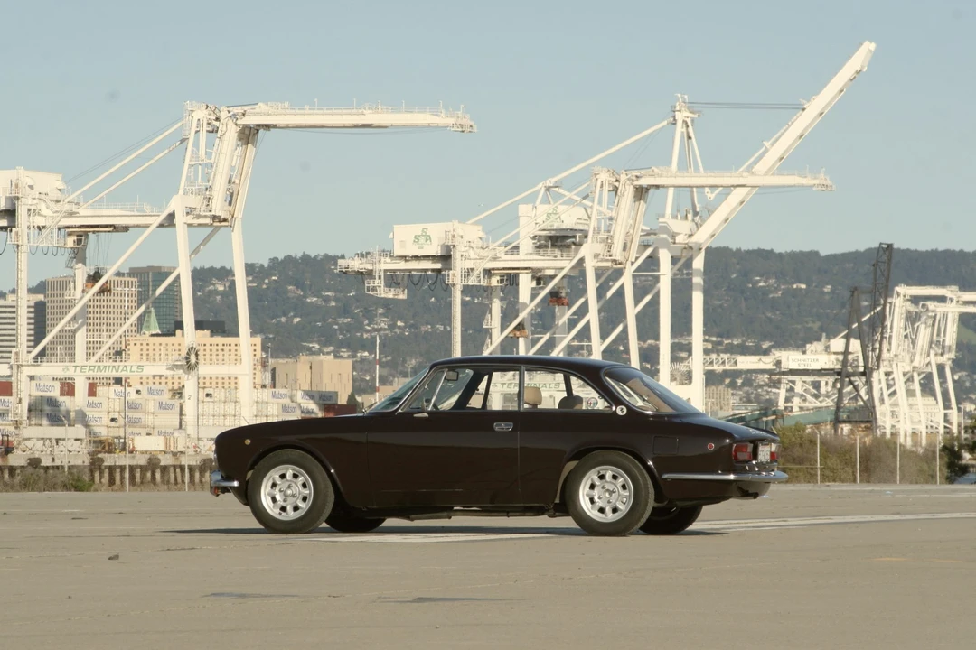 1972 Alfa Romeo 2000 GT Veloce - Image 9 of 31