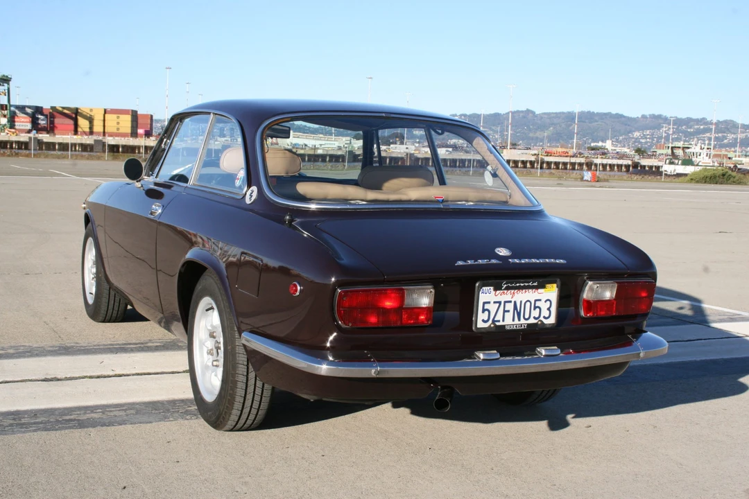 1972 Alfa Romeo 2000 GT Veloce - Image 11 of 31