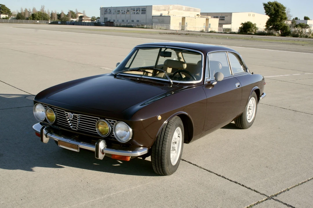 1972 Alfa Romeo 2000 GT Veloce - Image 3 of 31