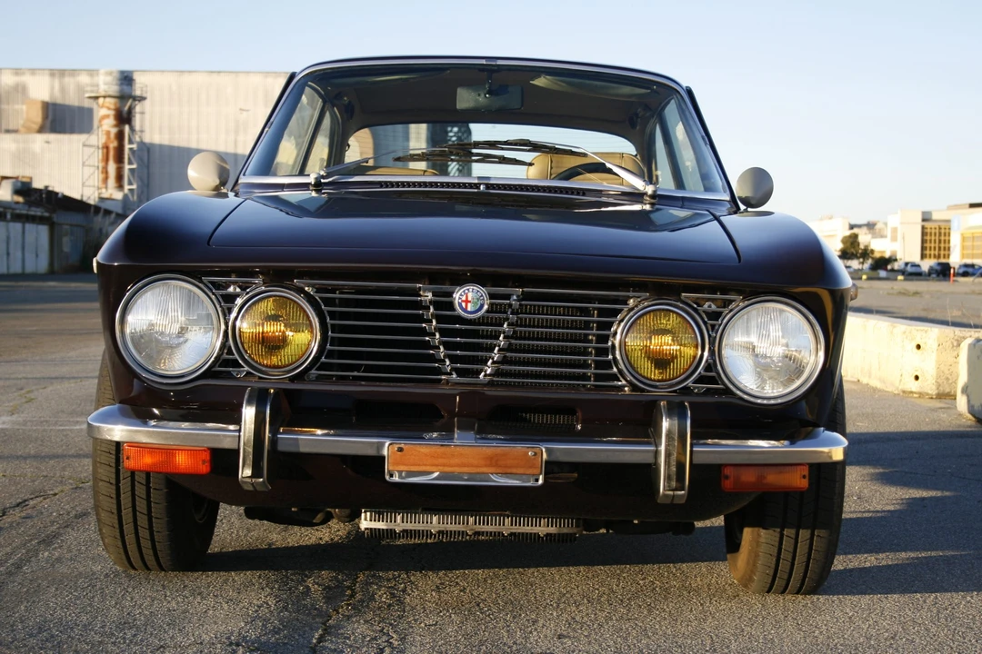 1972 Alfa Romeo 2000 GT Veloce - Image 21 of 31