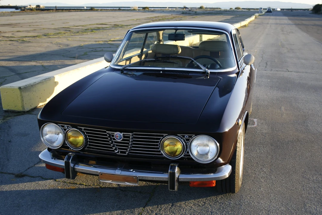 1972 Alfa Romeo 2000 GT Veloce - Image 23 of 31