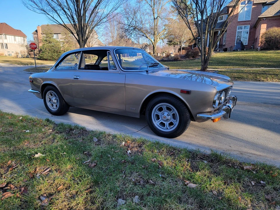 1972 Alfa Romeo 2000 GT Veloce - Image 27 of 31
