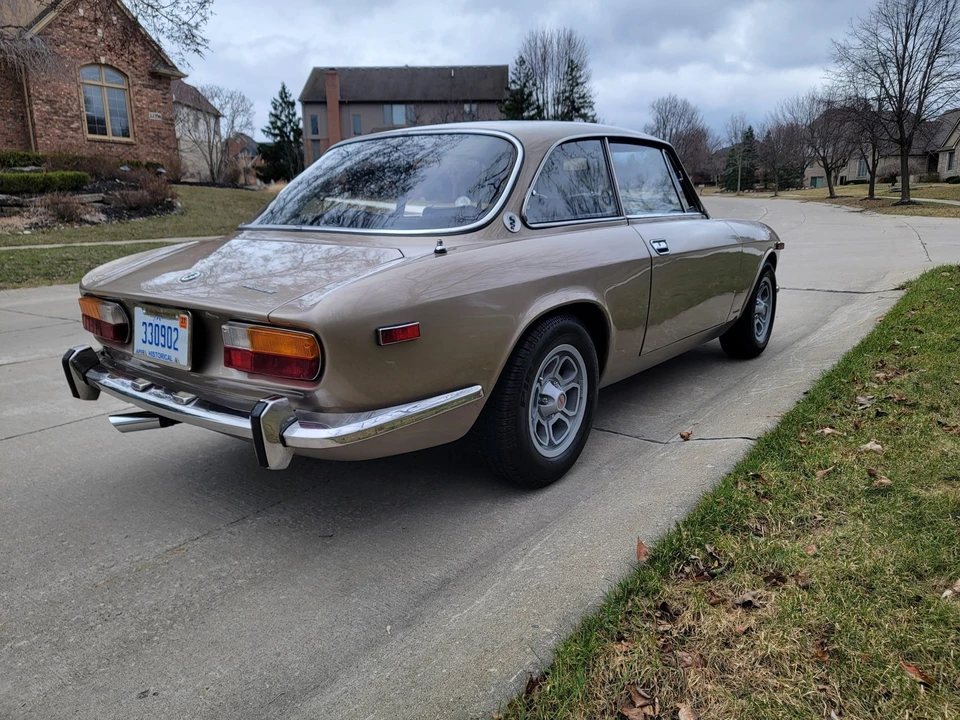 1972 Alfa Romeo 2000 GT Veloce - Image 15 of 31