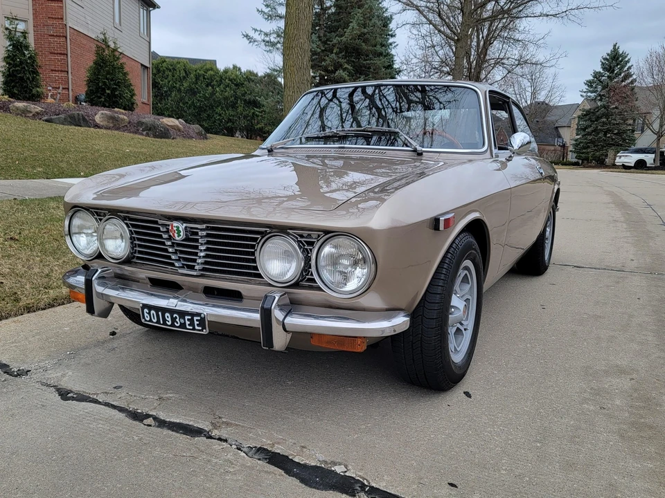1972 Alfa Romeo 2000 GT Veloce - Image 7 of 31
