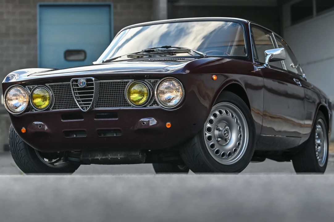1972 Alfa Romeo 2000 GT Veloce - Image 27 of 31