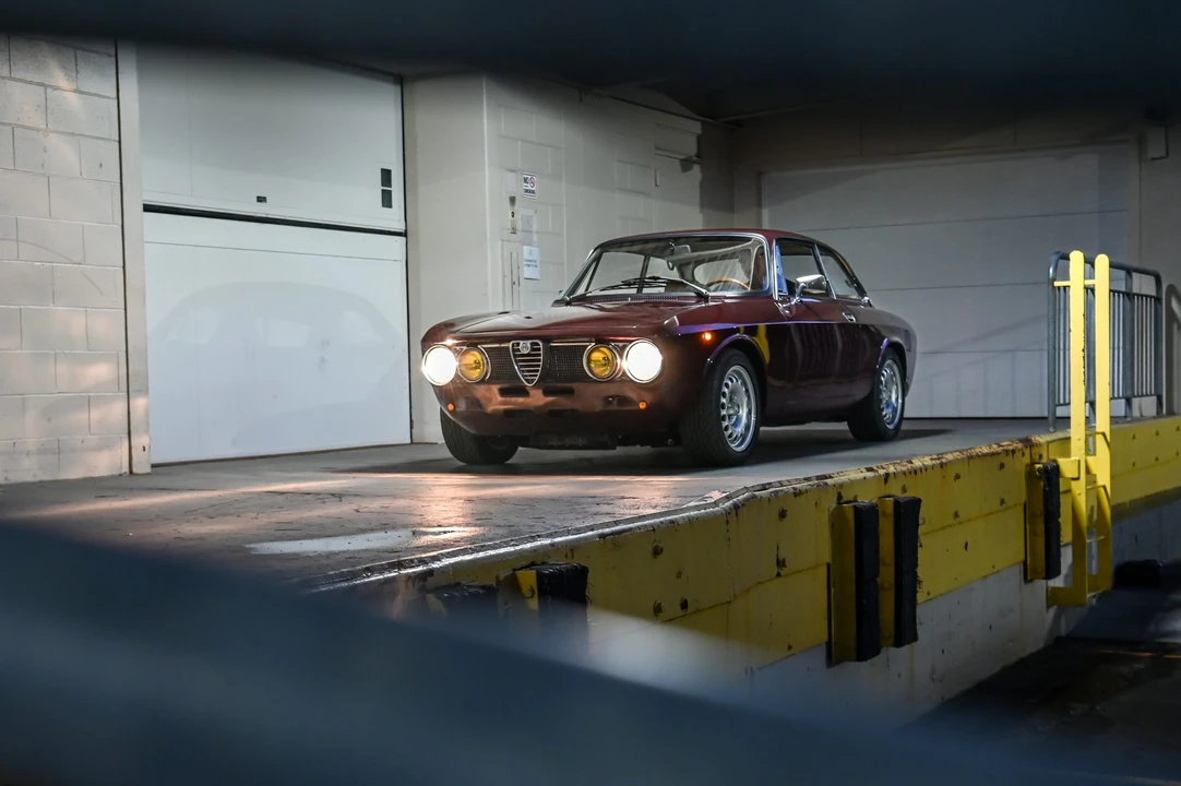1972 Alfa Romeo 2000 GT Veloce - Image 15 of 31
