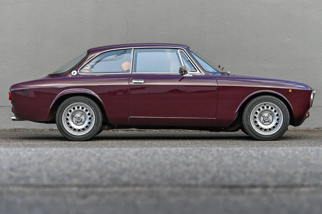 1972 Alfa Romeo 2000 GT Veloce - Image 20 of 31