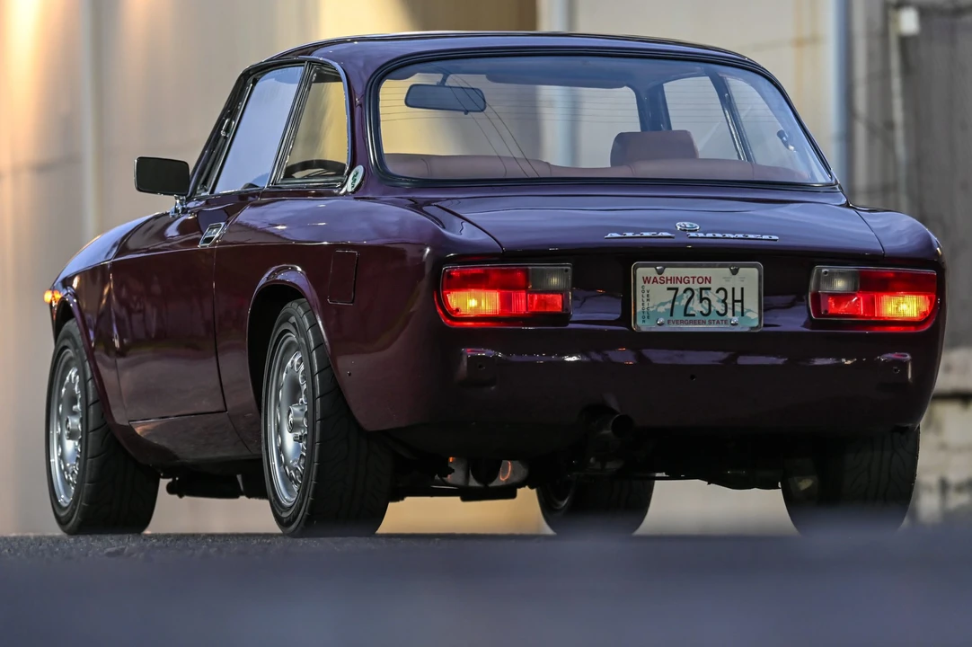 1972 Alfa Romeo 2000 GT Veloce - Image 11 of 31