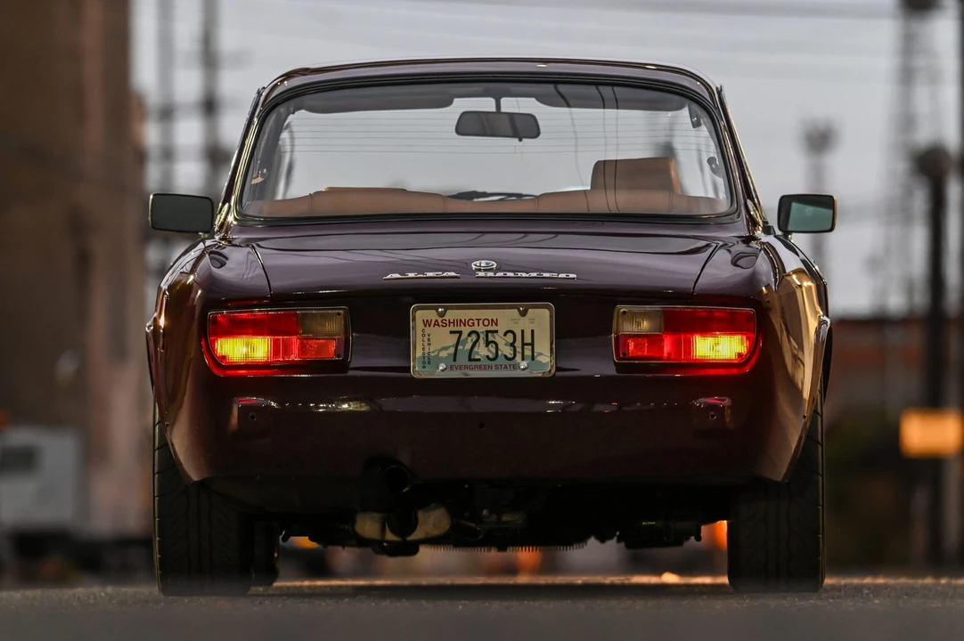 1972 Alfa Romeo 2000 GT Veloce - Image 12 of 31