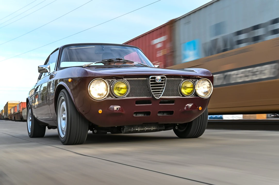 1972 Alfa Romeo 2000 GT Veloce - Image 4 of 31