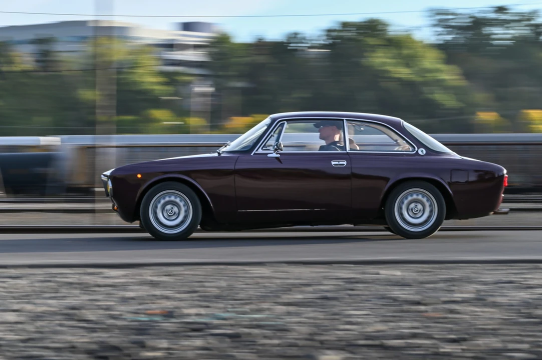 1972 Alfa Romeo 2000 GT Veloce - Image 9 of 31