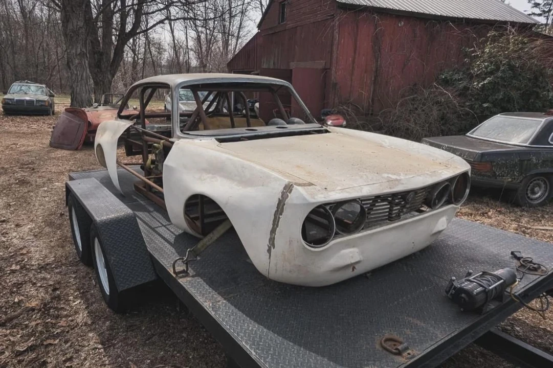 1972 Parts & Memorabilia Bodywork - Image 8 of 9