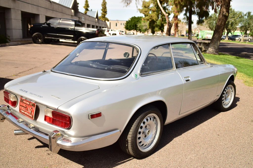 1972 Alfa Romeo 2000 GT Veloce - Image 12 of 31