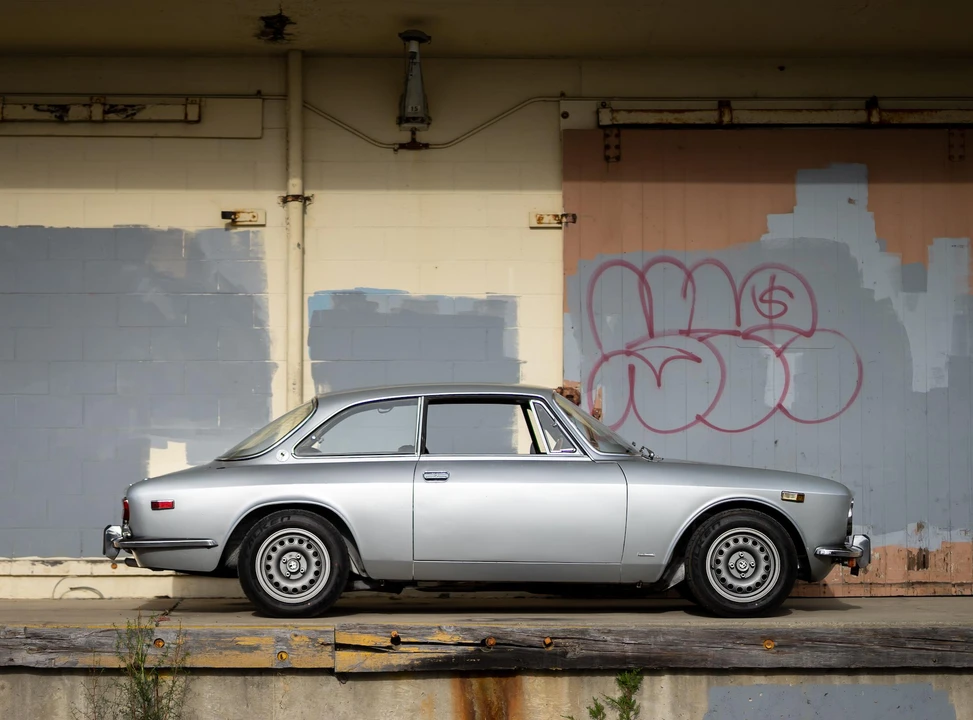 1972 Alfa Romeo 2000 GT Veloce - Image 6 of 31