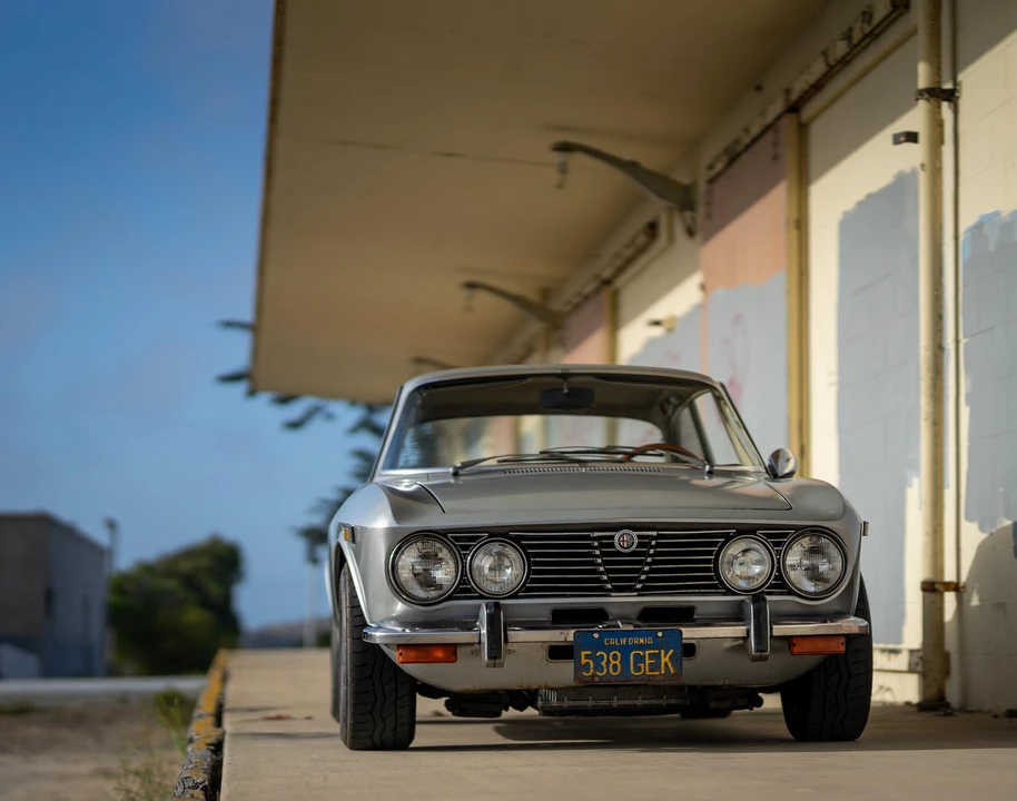 1972 Alfa Romeo 2000 GT Veloce - Image 29 of 31