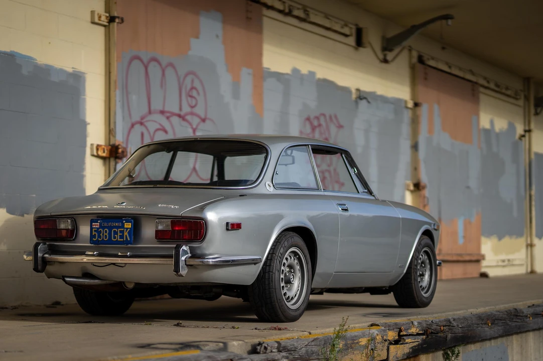 1972 Alfa Romeo 2000 GT Veloce - Image 10 of 31