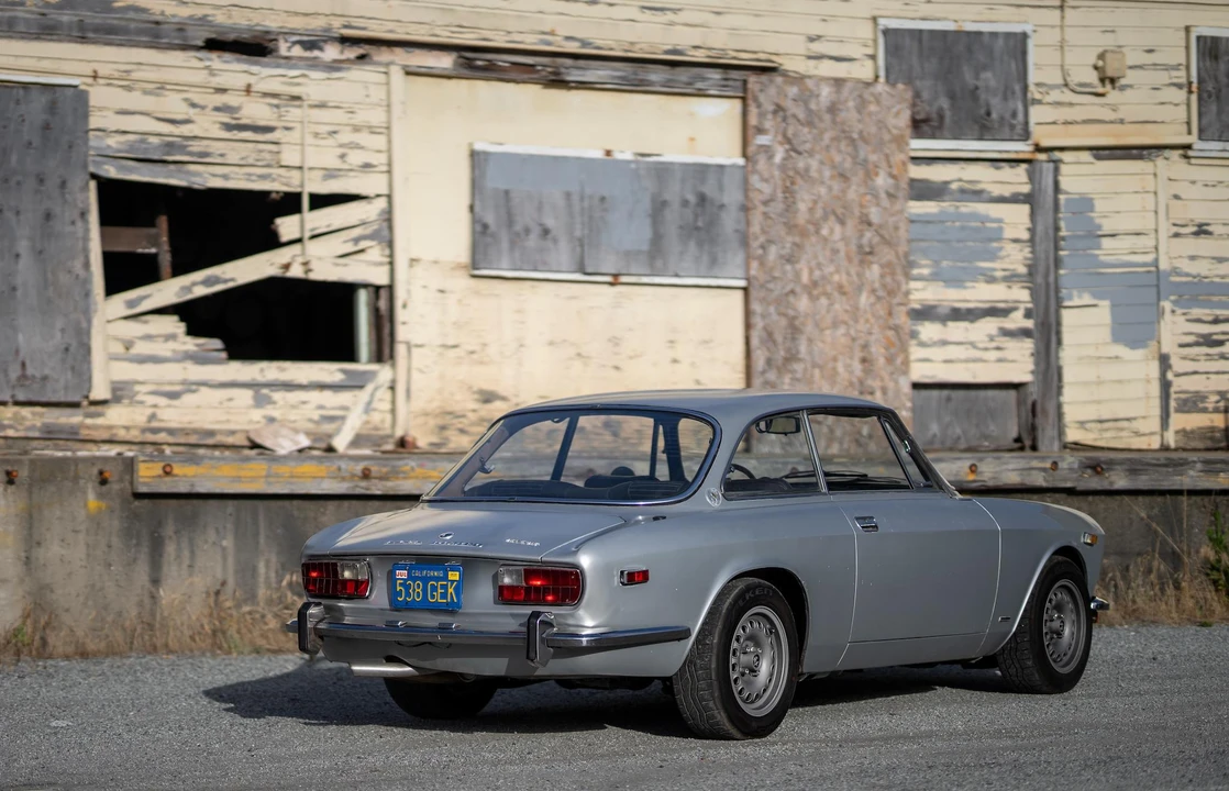 1972 Alfa Romeo 2000 GT Veloce - Image 9 of 31