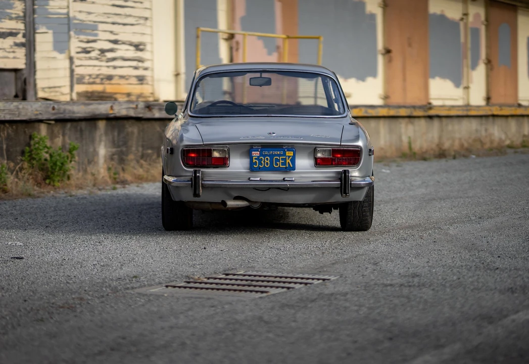 1972 Alfa Romeo 2000 GT Veloce - Image 14 of 31