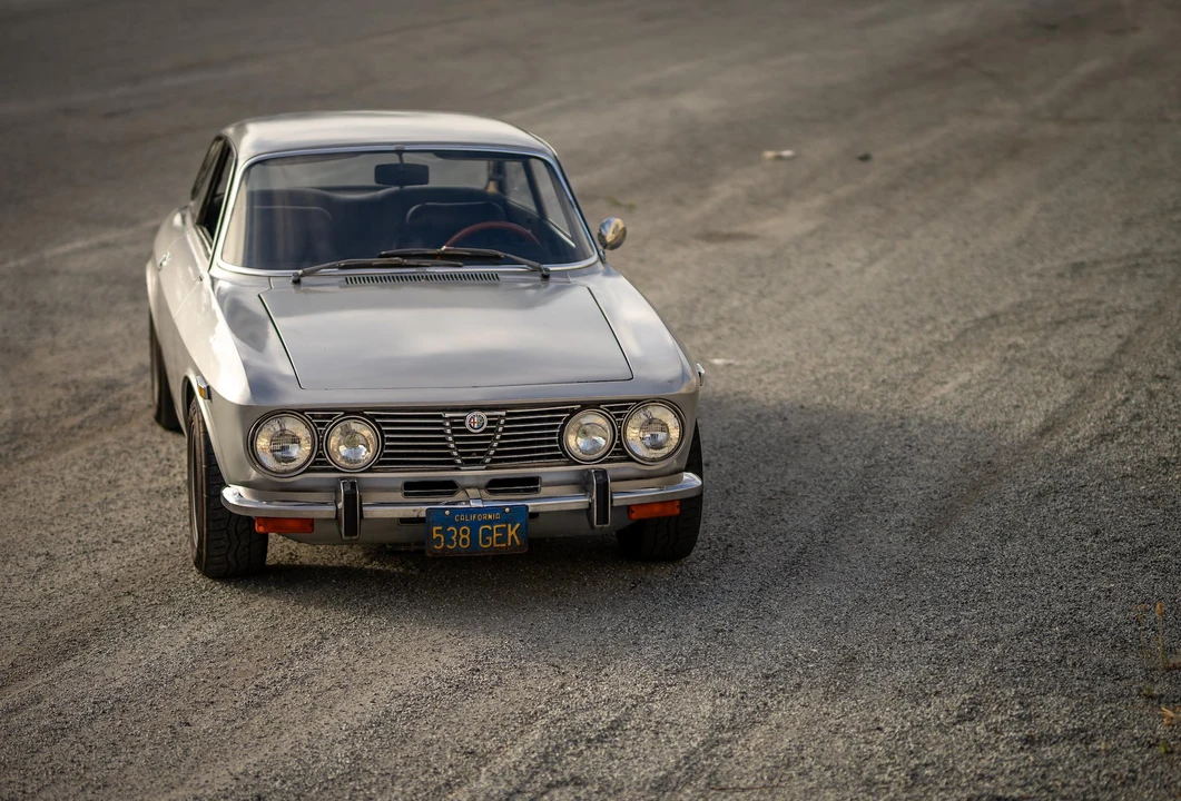 1972 Alfa Romeo 2000 GT Veloce - Image 30 of 31