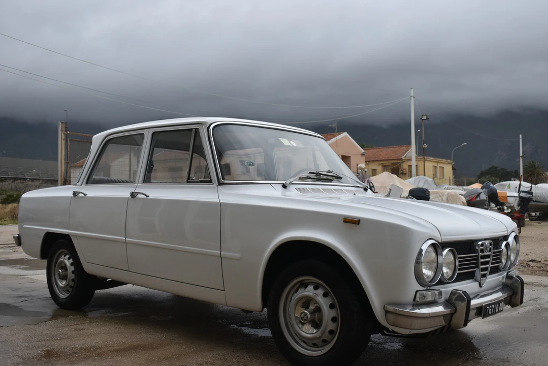 1972 Alfa Romeo 2000 GT Veloce - Image 31 of 31