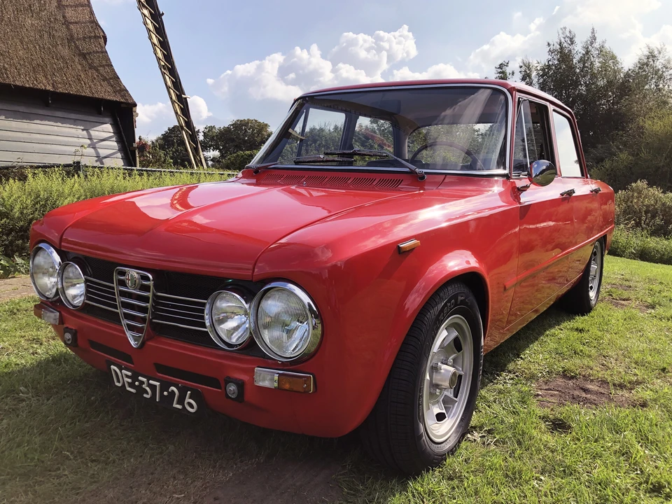1972 Alfa Romeo 2000 GT Veloce - Image 2 of 31