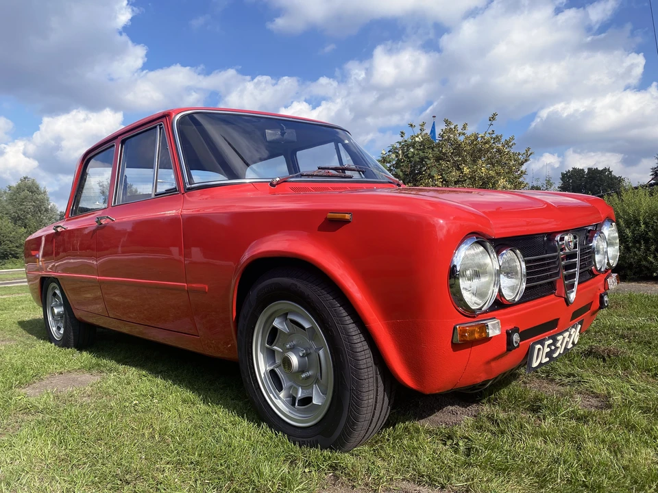 1972 Alfa Romeo 2000 GT Veloce - Image 14 of 31
