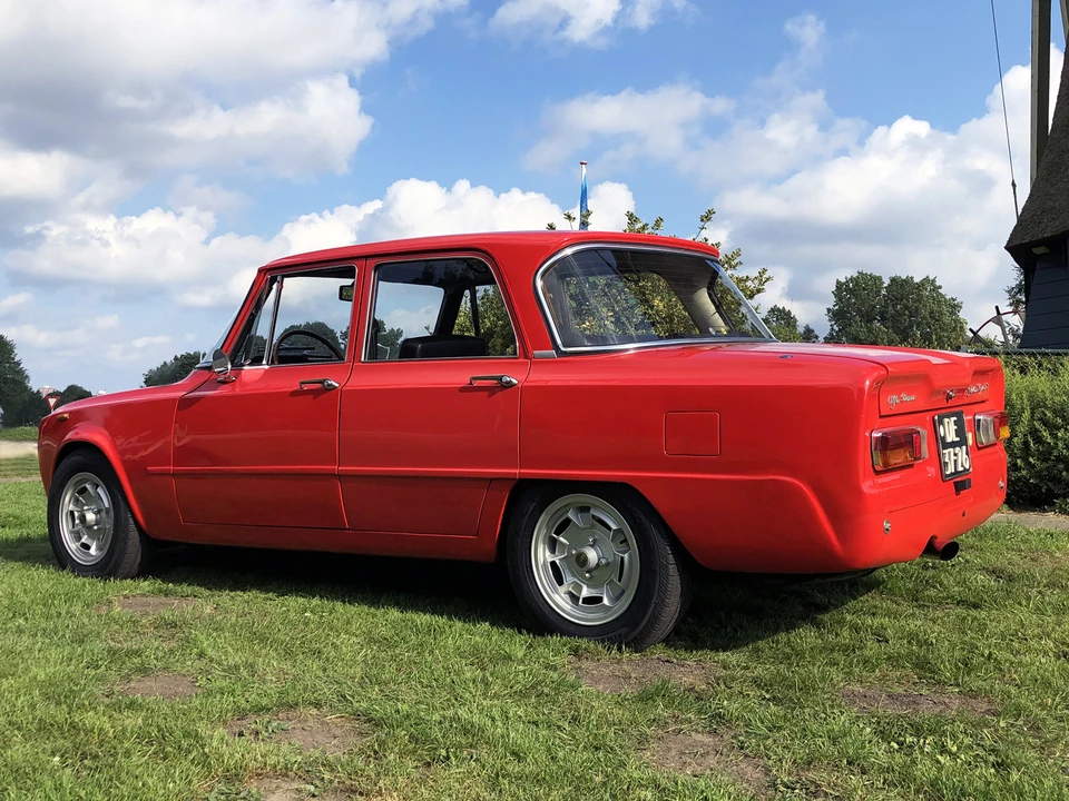 1972 Alfa Romeo 2000 GT Veloce - Image 5 of 31