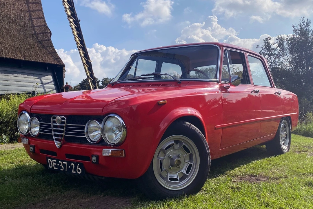 1972 Alfa Romeo 2000 GT Veloce - Image 1 of 31
