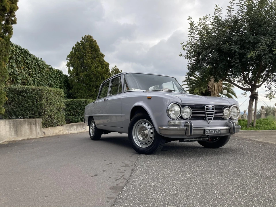 1972 Alfa Romeo 105/115 Series - Image 2 of 31