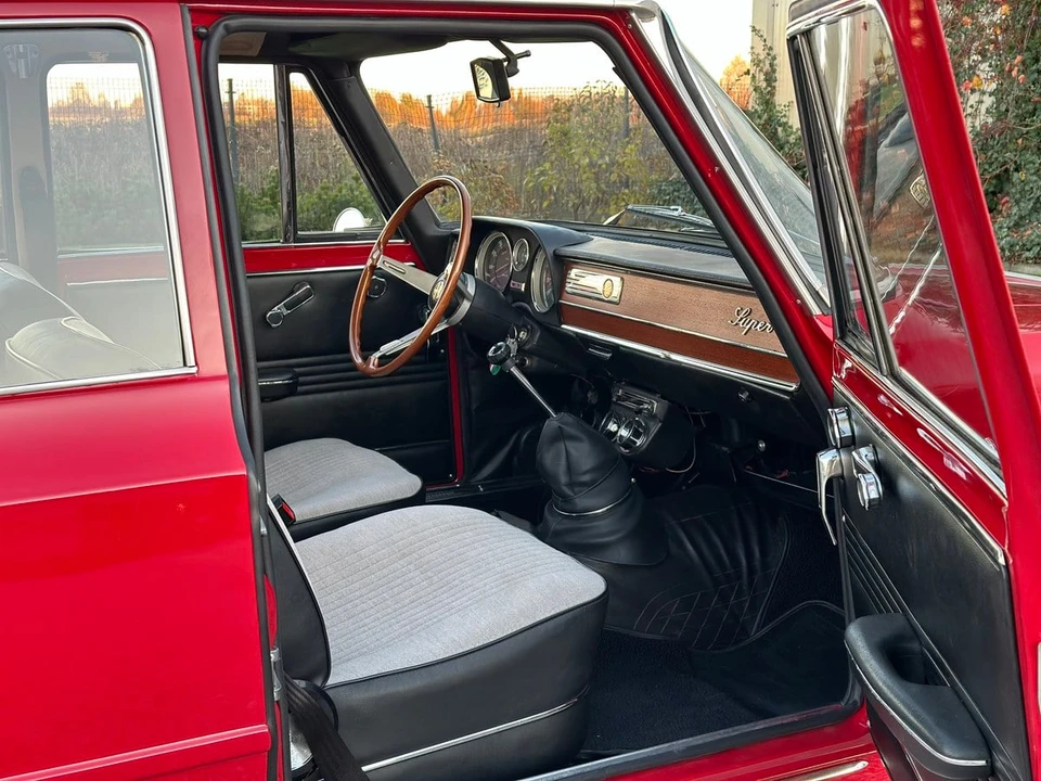 1972 Alfa Romeo Giulia - Image 21 of 30